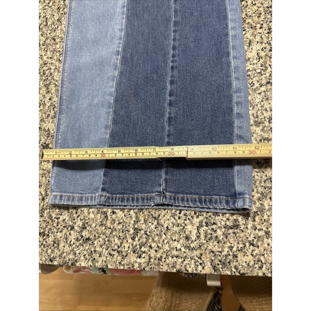 American Eagle Jeans Women's Low Rise Ultra Wide Leg Baggy Style Denim Size 4 - Picture 5 of 12